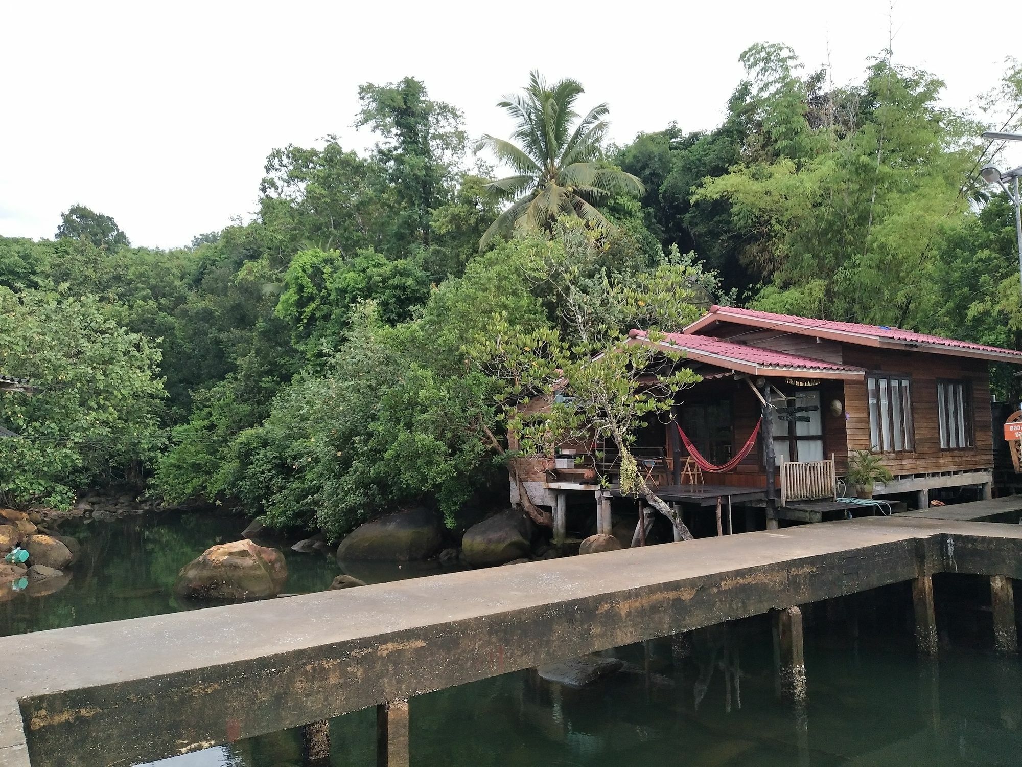 Ban Raw Homestay Ko Kut Exterior foto